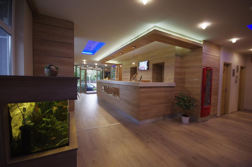 Hotel Vadaszkuert Superior Szekesfehervar Exterior photo